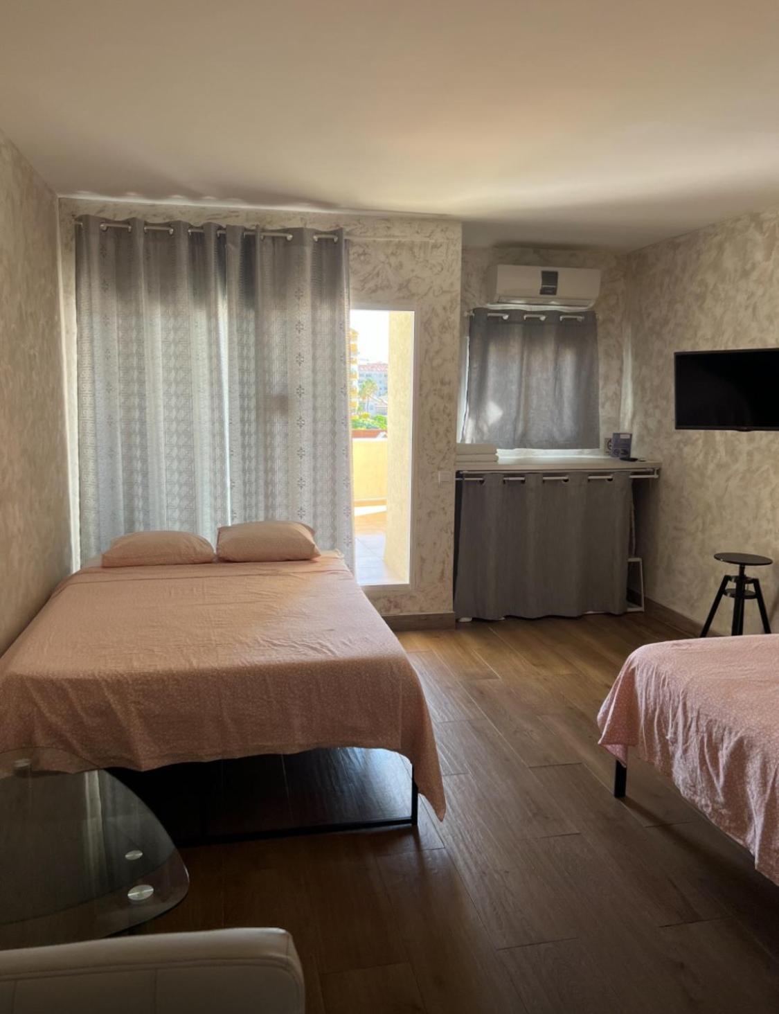 Benal Beach Apartment Benalmadena Luaran gambar