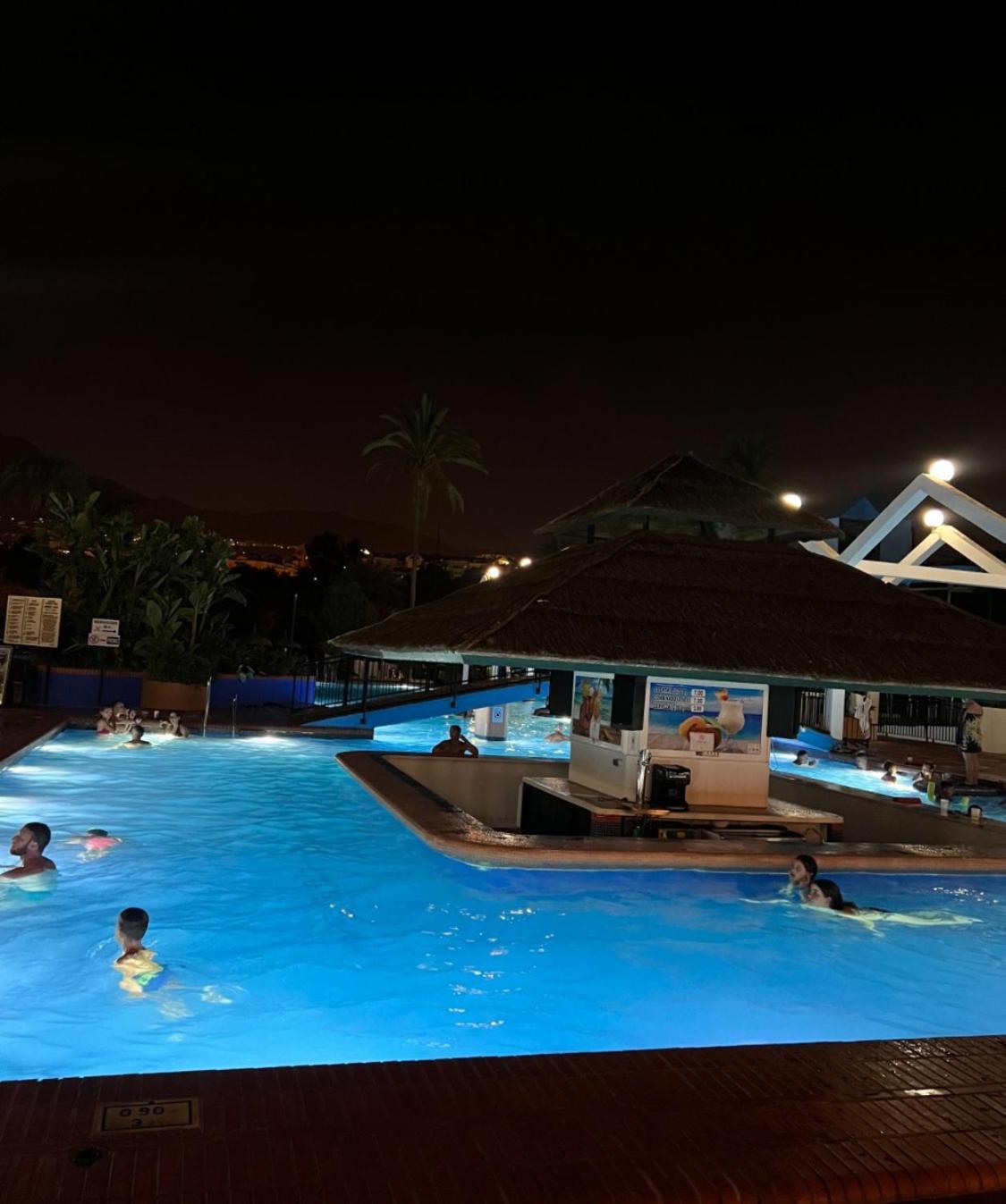 Benal Beach Apartment Benalmadena Luaran gambar