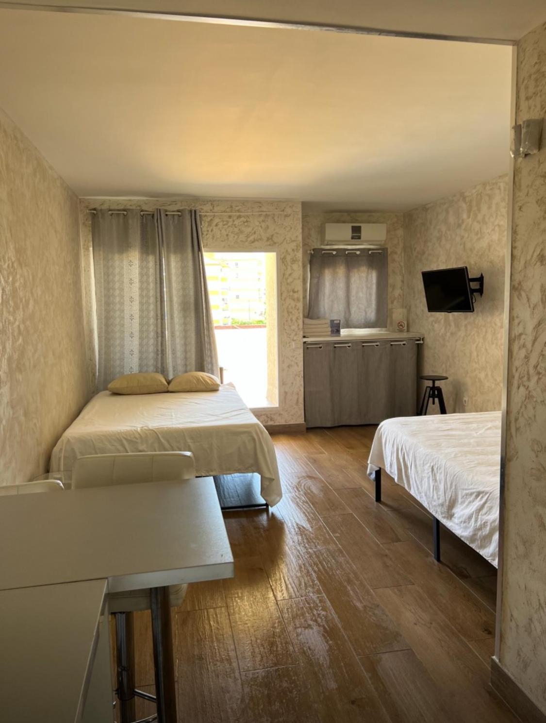 Benal Beach Apartment Benalmadena Luaran gambar